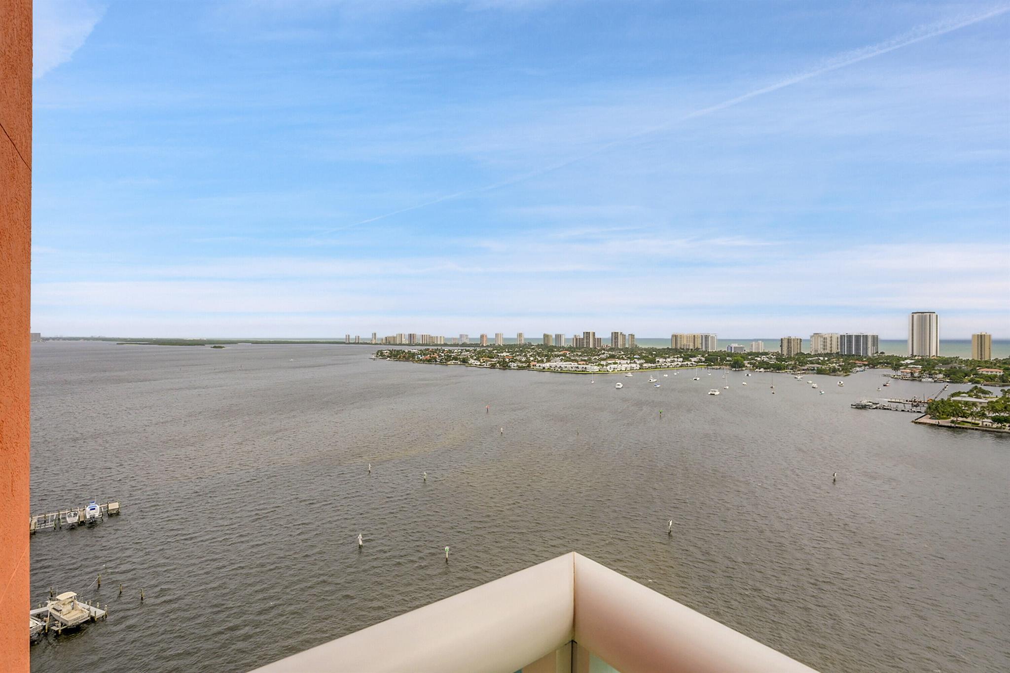 MARINA GRANDE RIVIERA BEA - Residential