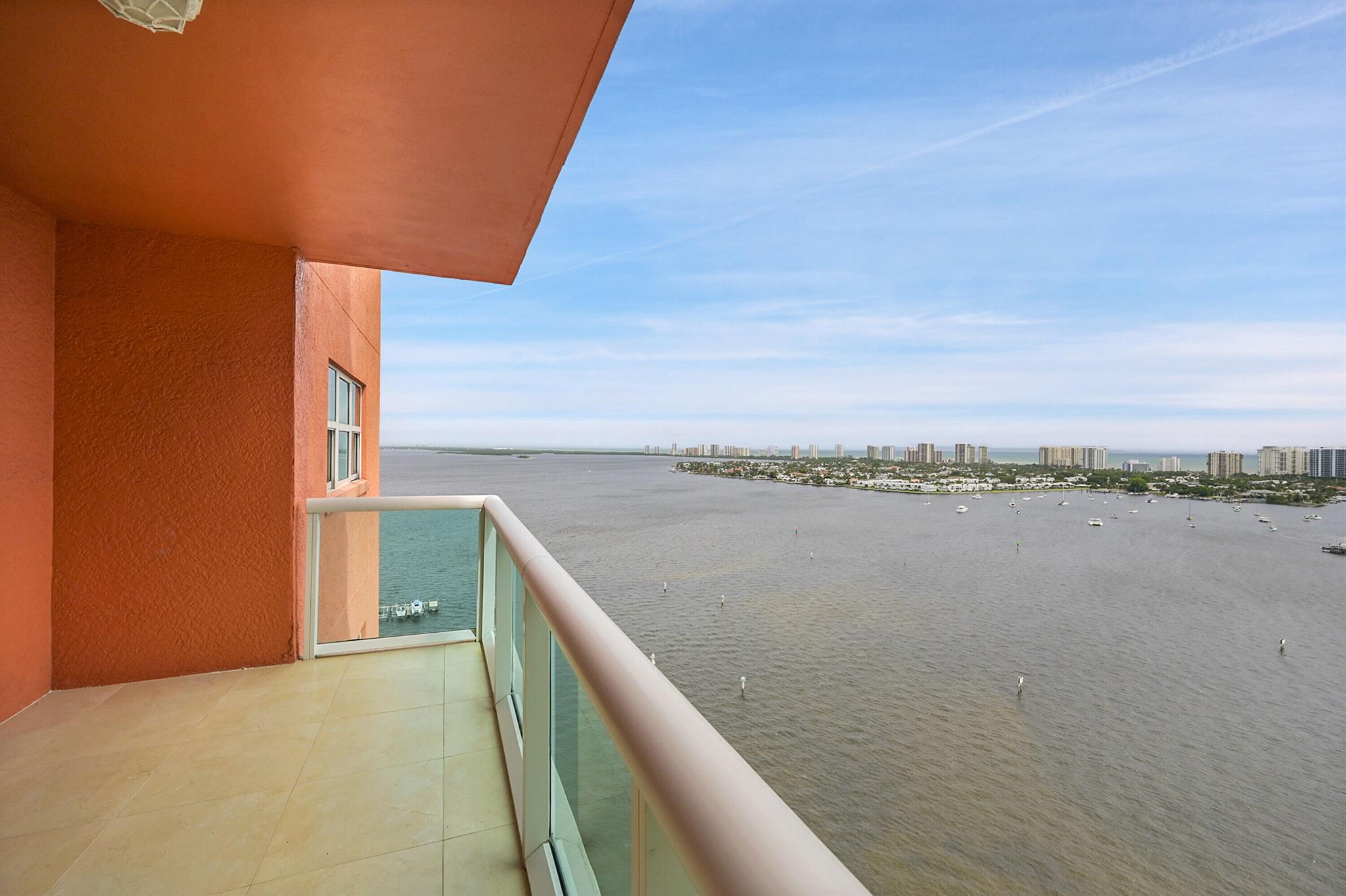 MARINA GRANDE RIVIERA BEA - Residential