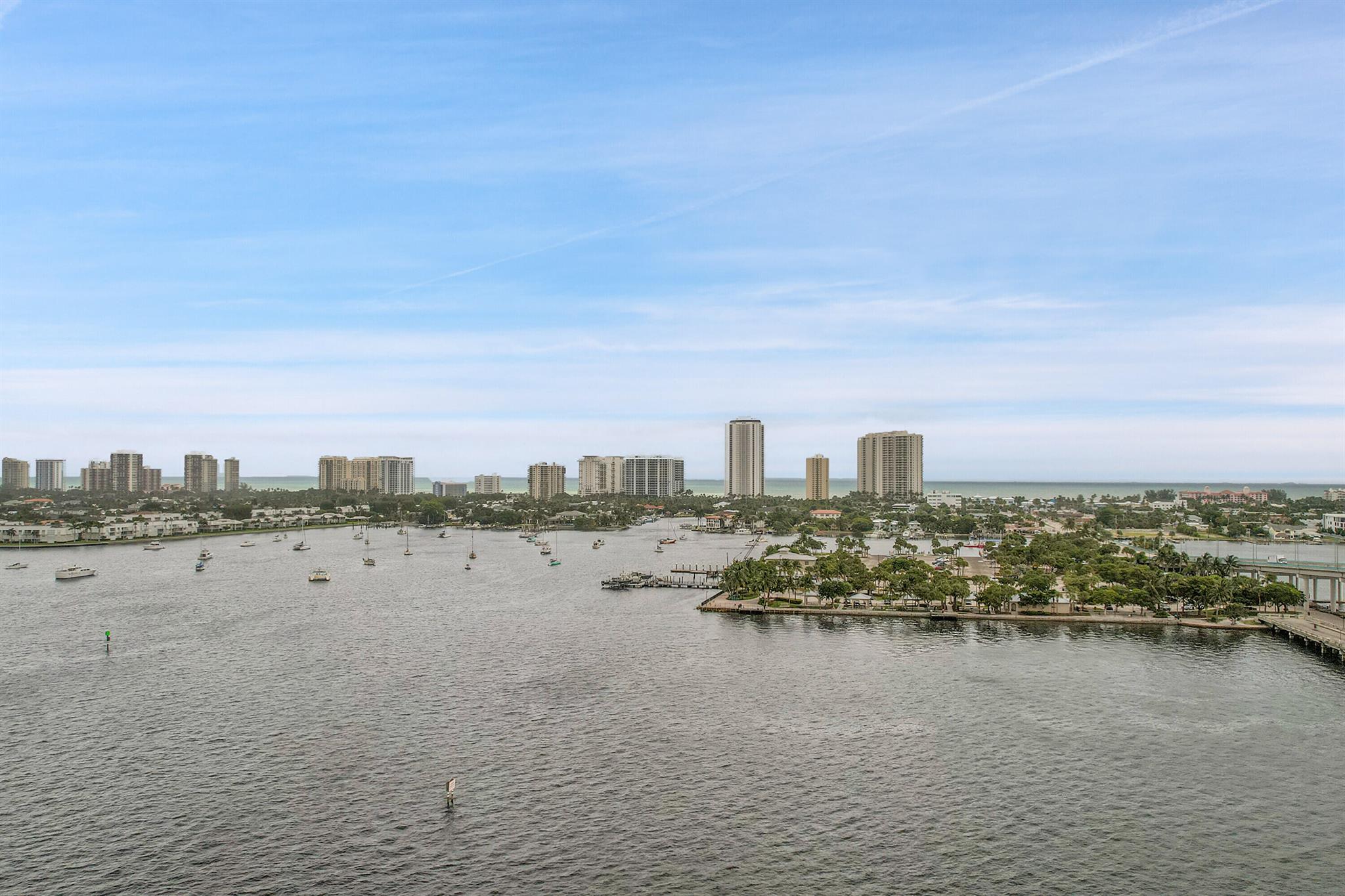 MARINA GRANDE RIVIERA BEA - Residential