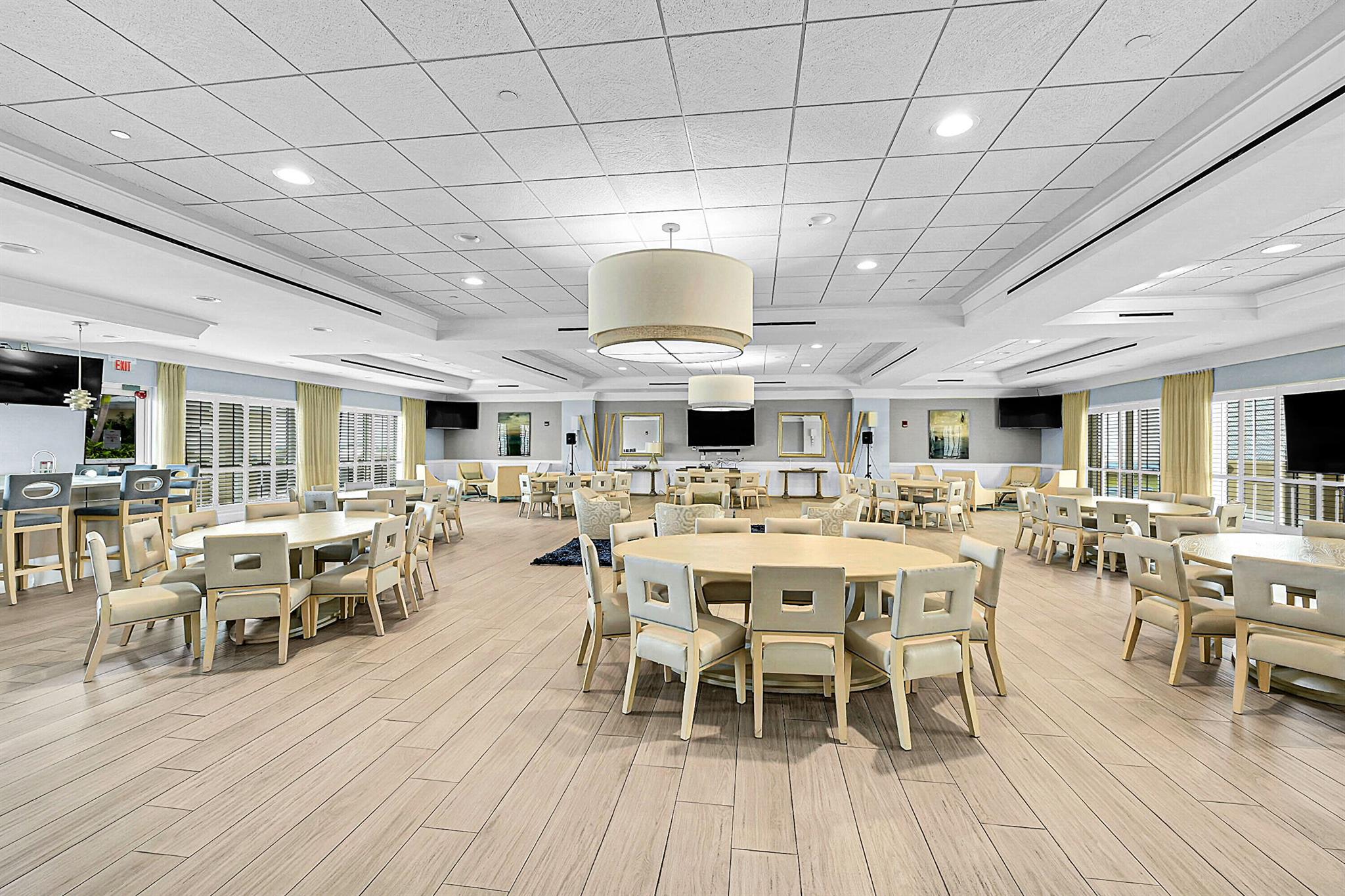 MARINA GRANDE RIVIERA BEA - Residential