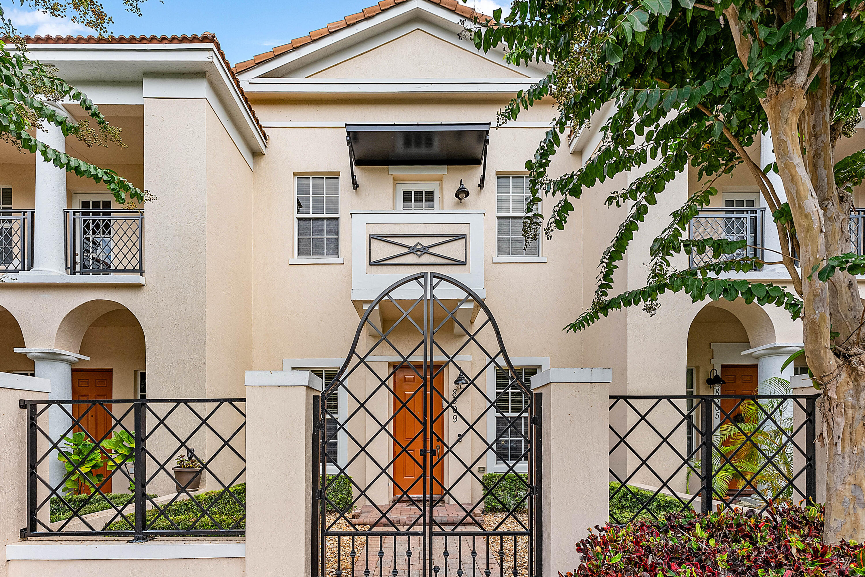 PENINSULA VILLAGE GREENS - Residential Lease