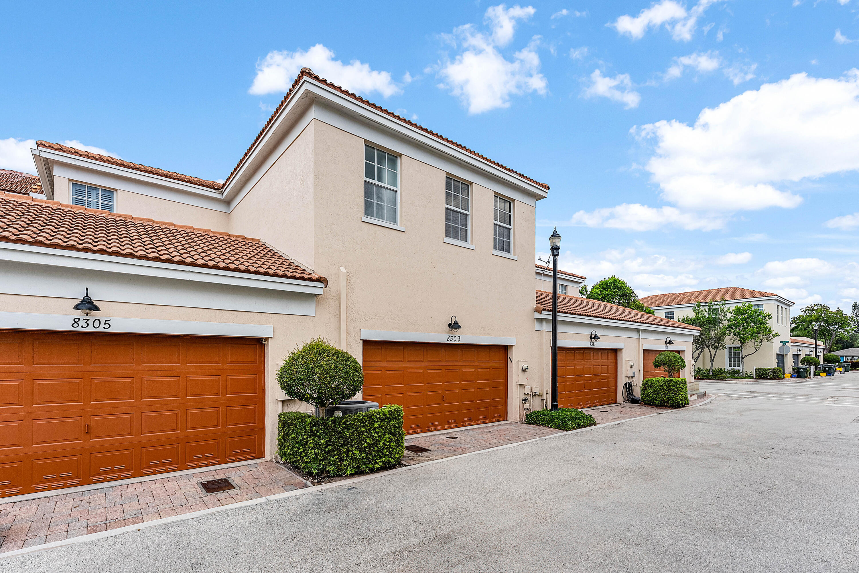 PENINSULA VILLAGE GREENS - Residential Lease