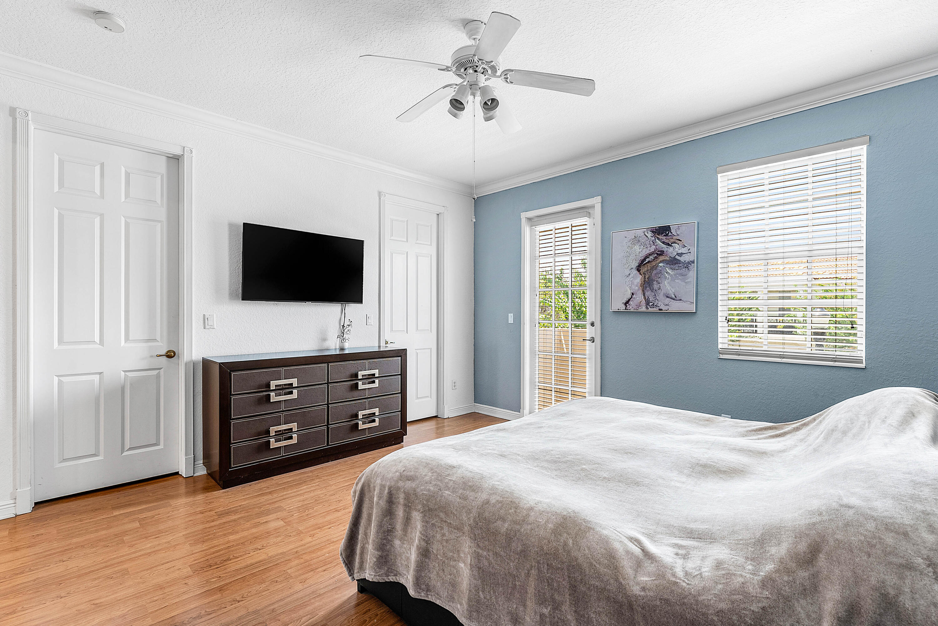 PENINSULA VILLAGE GREENS - Residential Lease