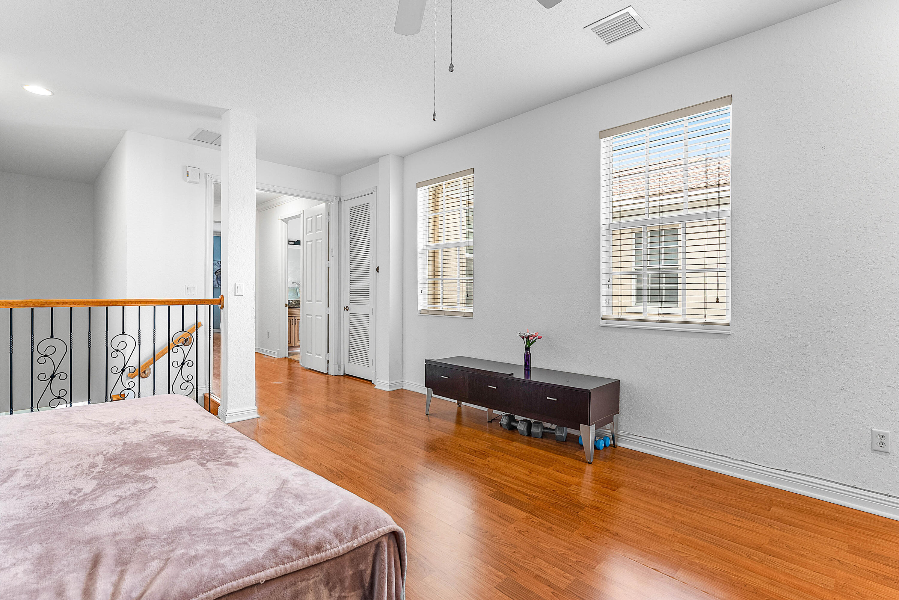 PENINSULA VILLAGE GREENS - Residential Lease