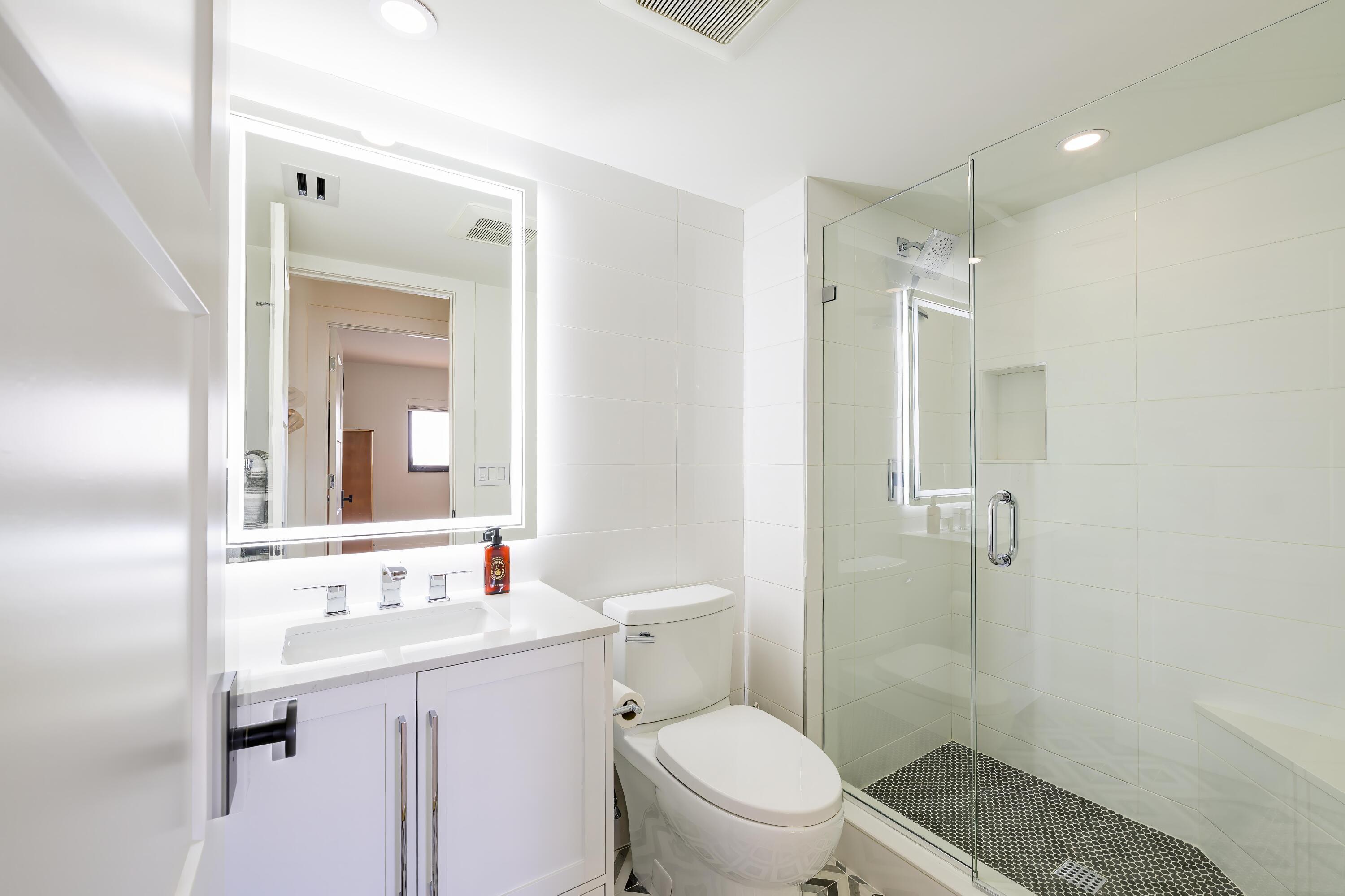 BROADVIEW CONDO - Residential Lease