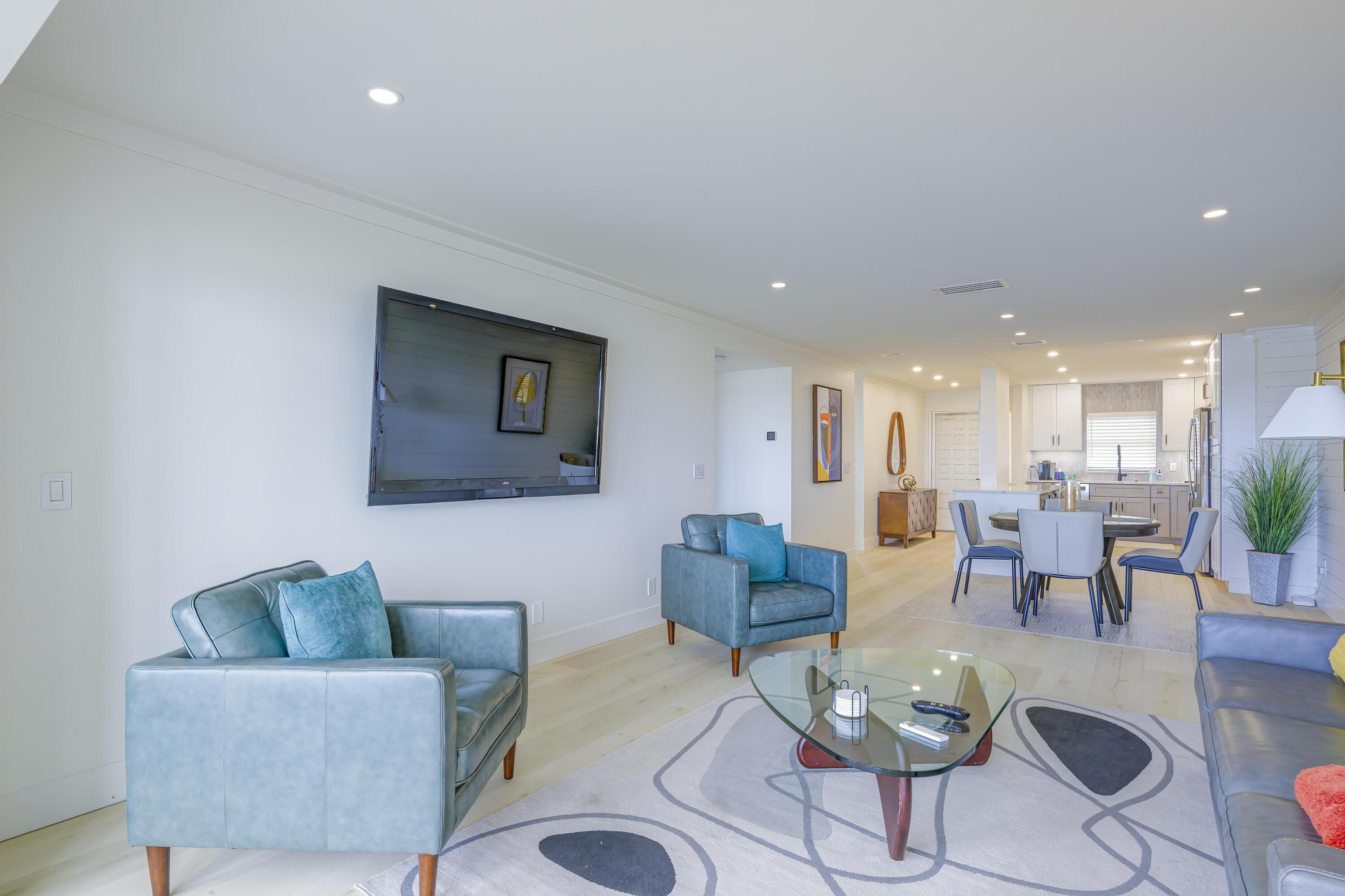 BROADVIEW CONDO - Residential Lease