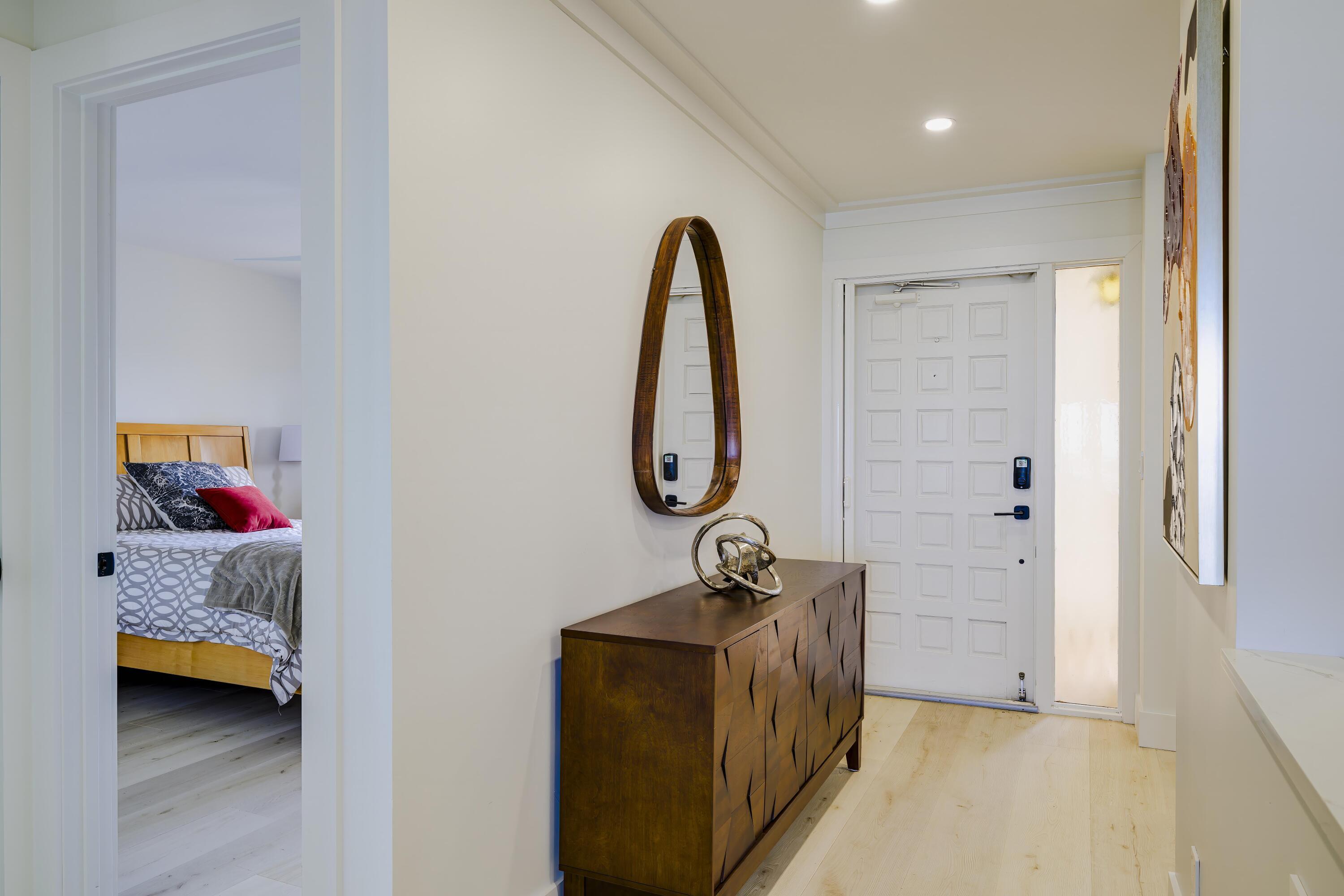 BROADVIEW CONDO - Residential Lease