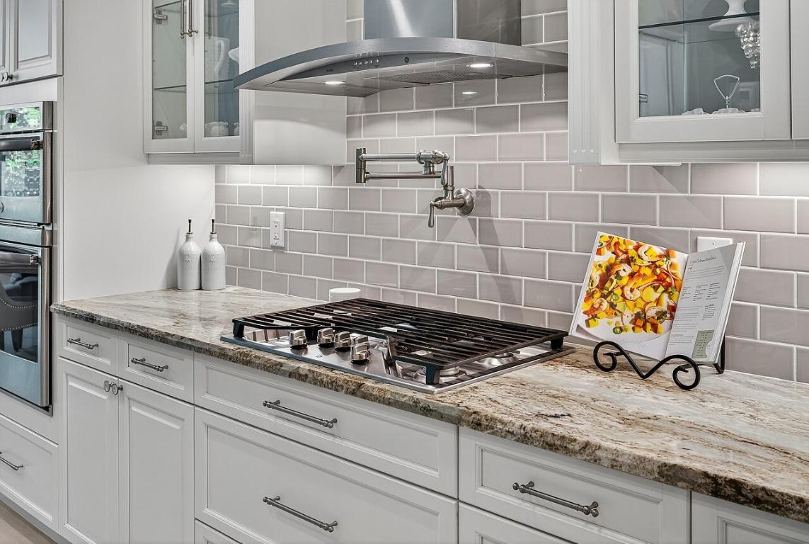 LILY'S CAY AT VERO BEACH - Residential