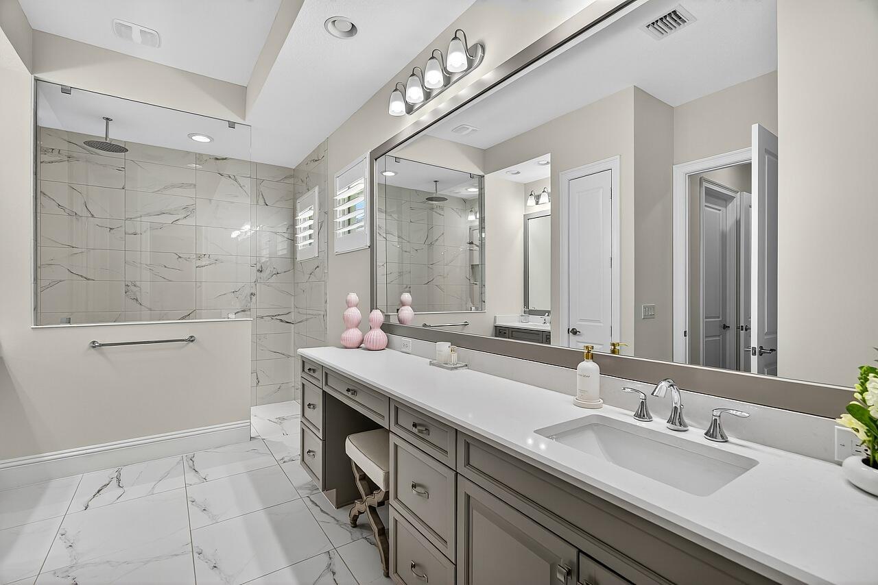 LILY'S CAY AT VERO BEACH - Residential