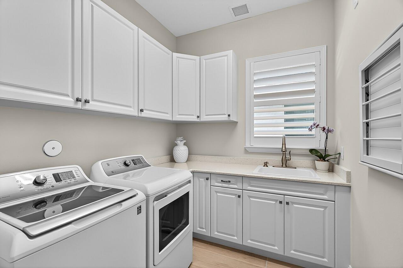 LILY'S CAY AT VERO BEACH - Residential