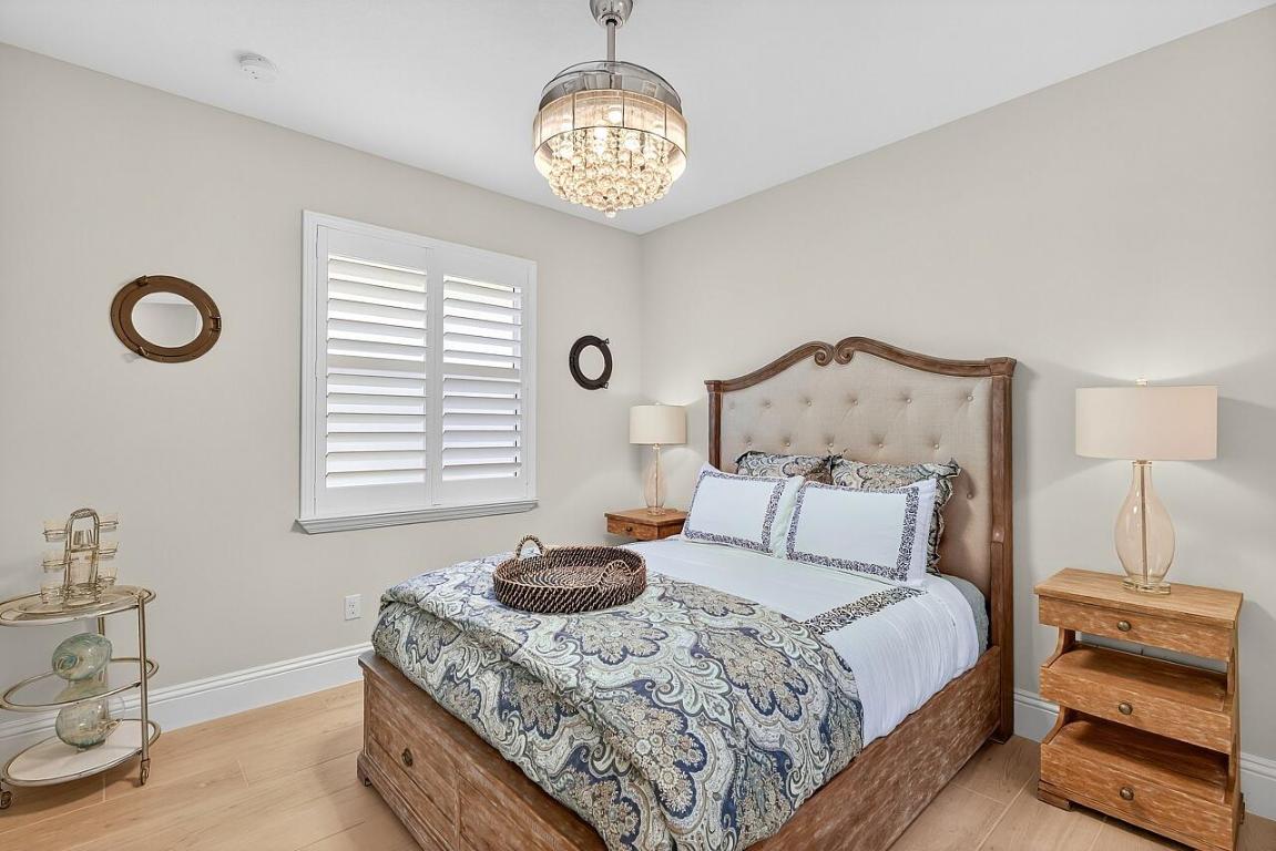 LILY'S CAY AT VERO BEACH - Residential