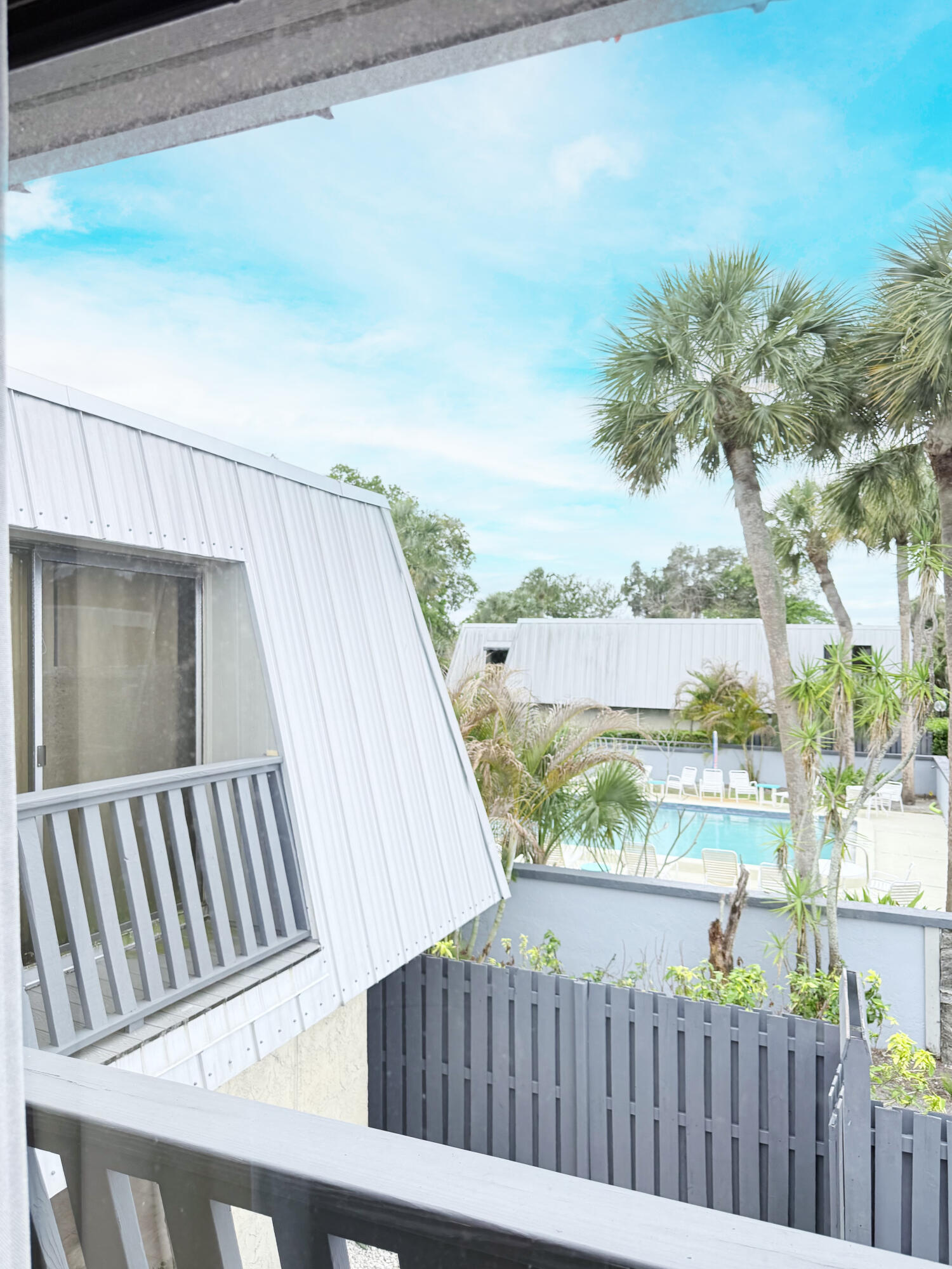 THE COURT YARDS CONDO - Residential