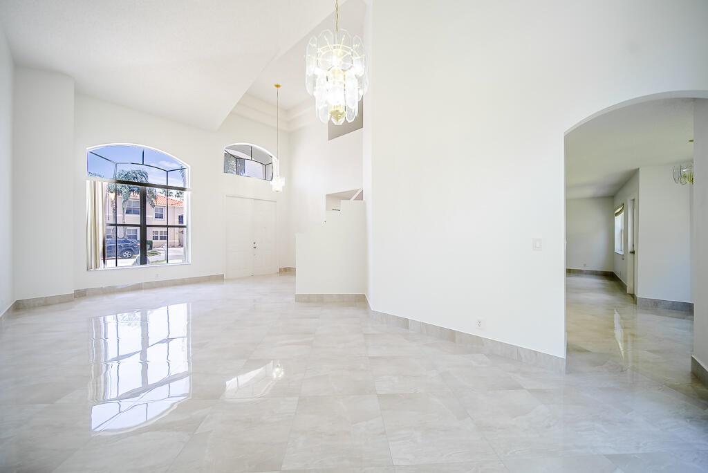 LAKE CHARLESTON - Residential Lease