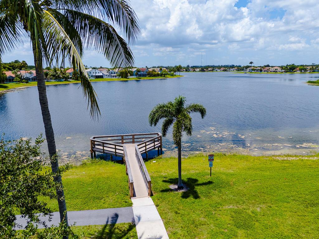 LAKE CHARLESTON - Residential Lease