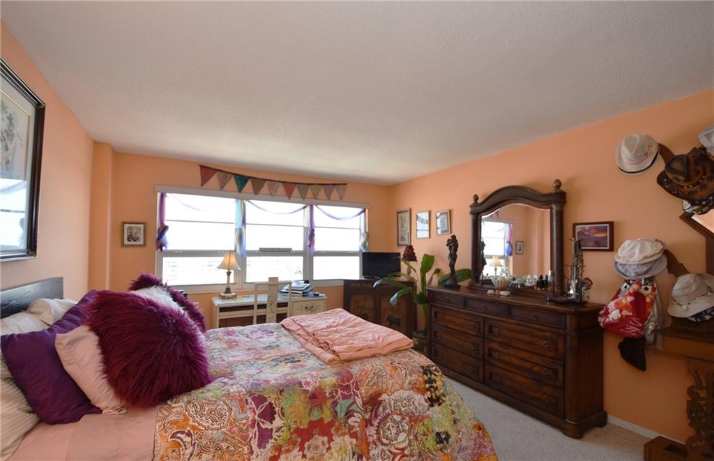 OCEAN MONARCH - Residential