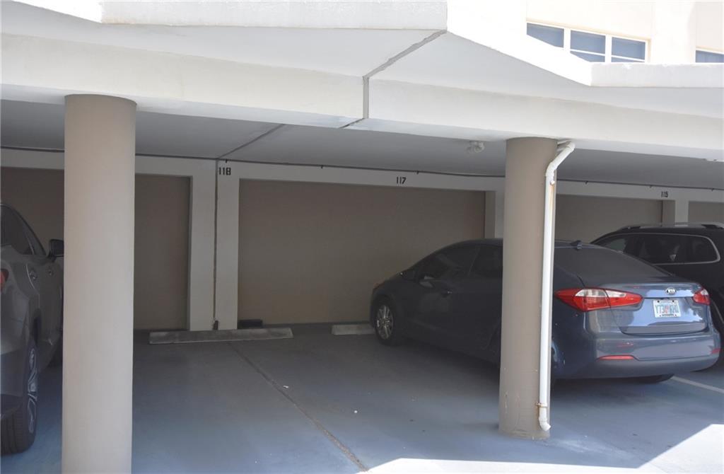 OCEAN MONARCH - Residential