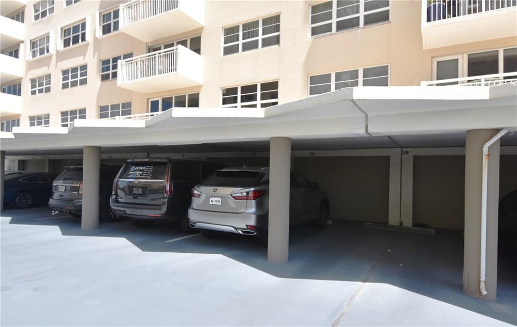 OCEAN MONARCH - Residential