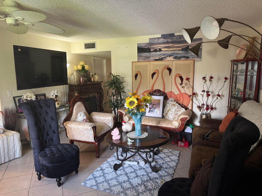 Photo of 58 WOODLAND Drive #102, Vero Beach, FL 32962 (MLS # B26078067)