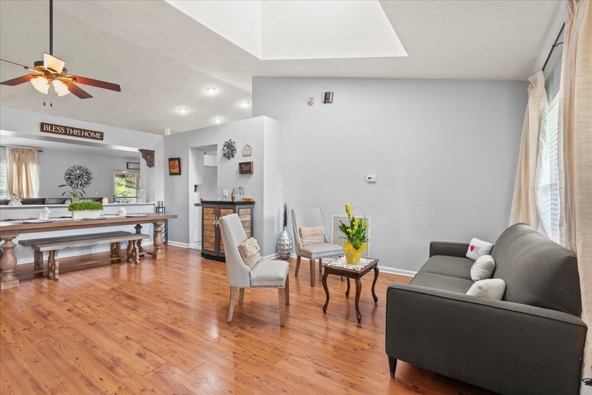 ACREAGE - Residential