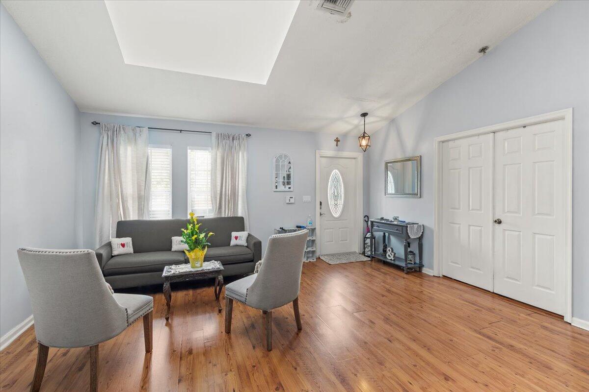 ACREAGE - Residential