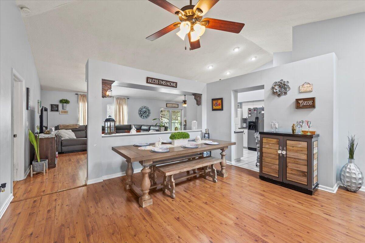 ACREAGE - Residential