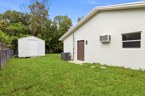 Tiny photo for 15409 Los Angeles Drive, Loxahatchee Groves, FL 33470 (MLS # B26036316)