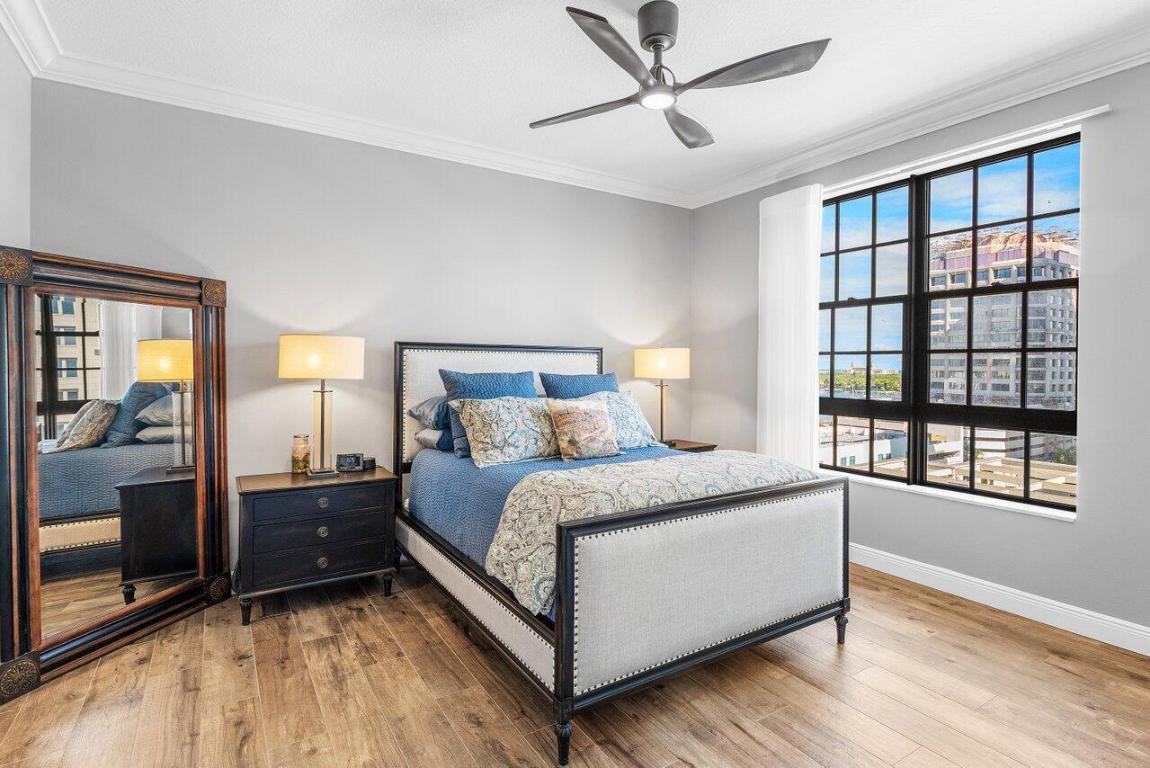 ONE CITY PLAZA CONDO - Residential