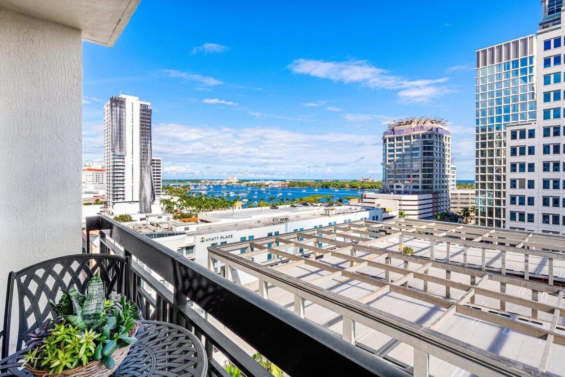 ONE CITY PLAZA CONDO - Residential