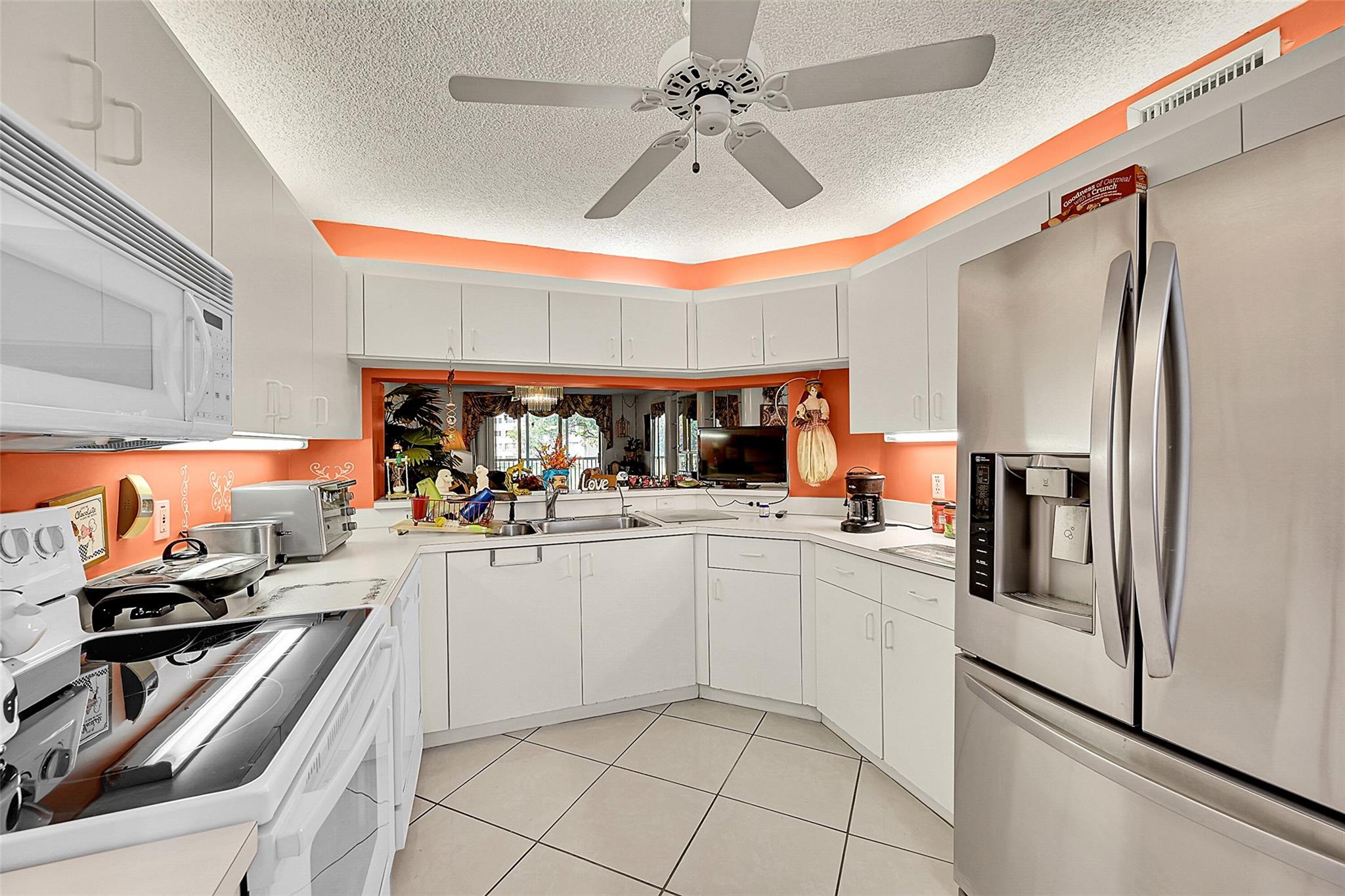 Sunrise Lakes Phase IV - Residential