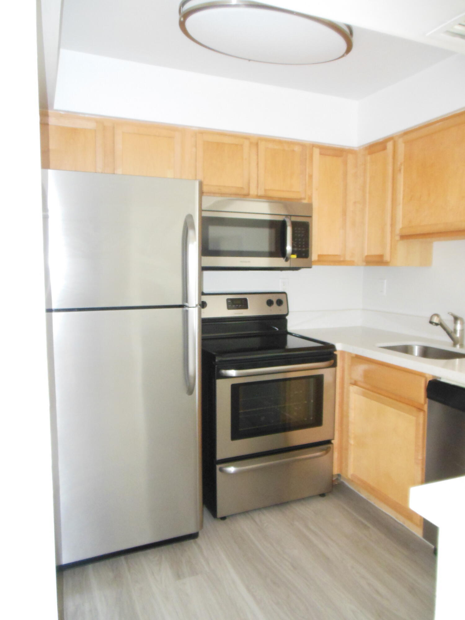 706 Executive Center Drive 25