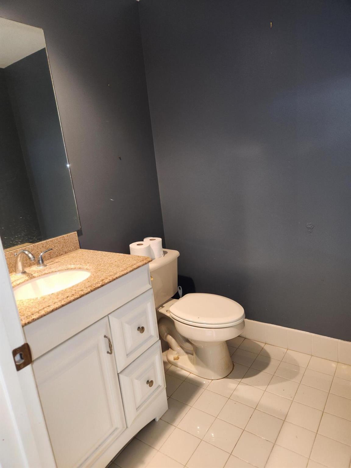 BRIGER PARS B, E AND F - Residential Lease