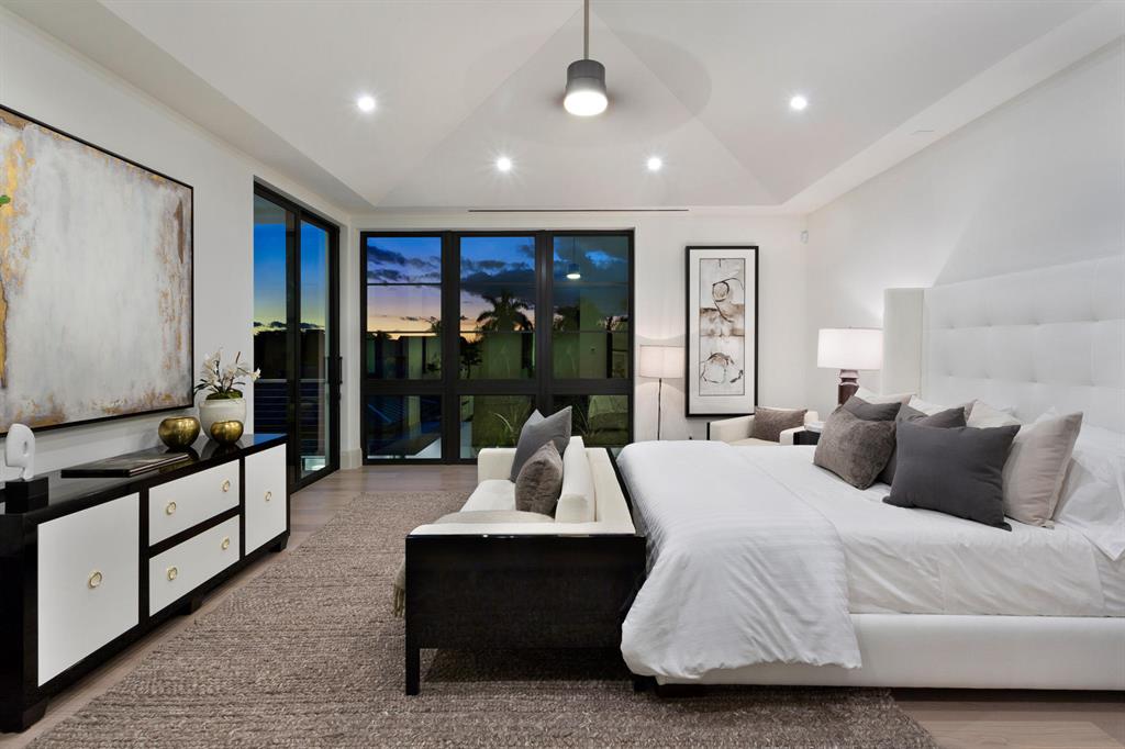 SEAGATE EXT - Residential