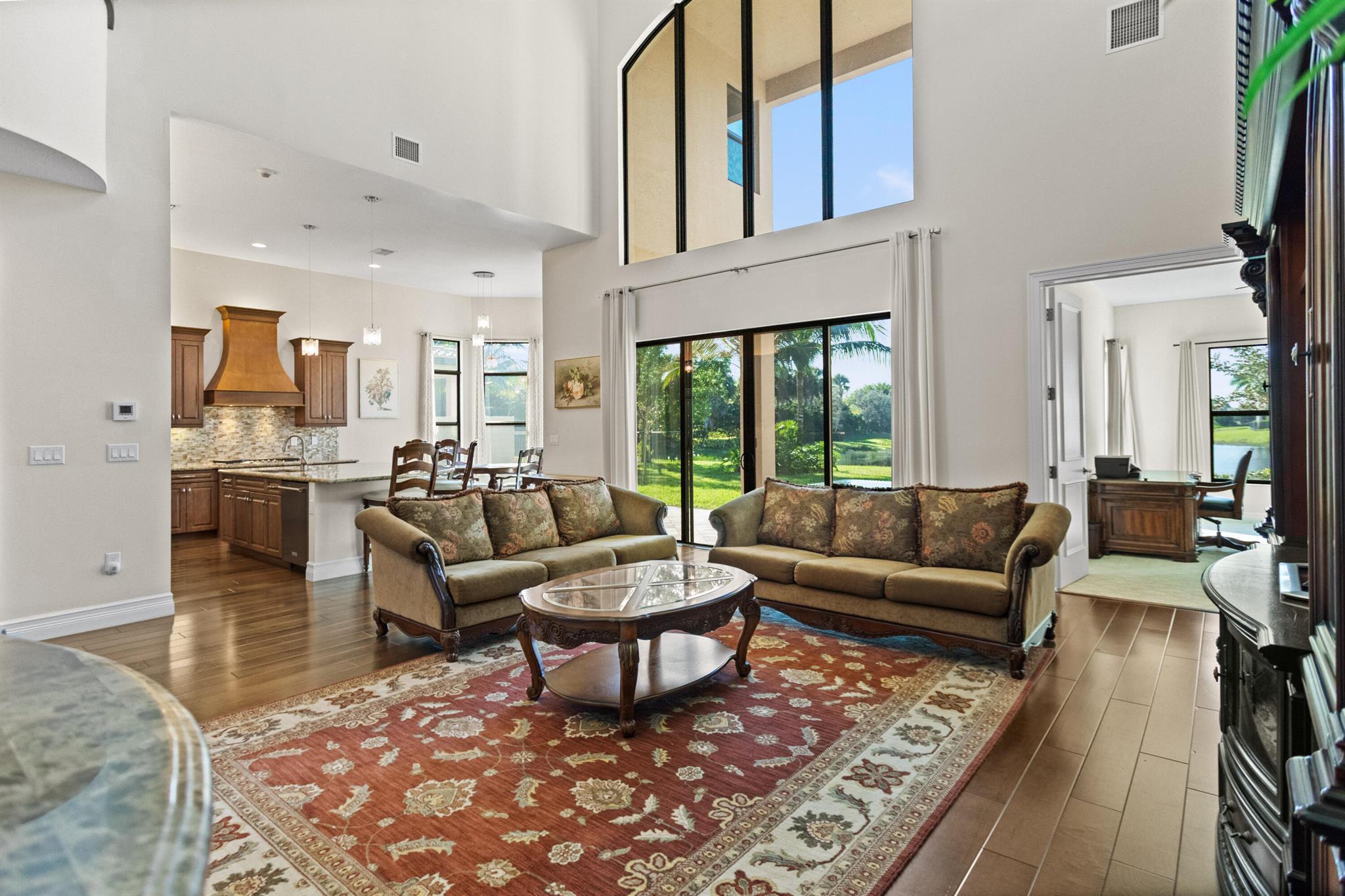 SEVEN BRIDGES - Residential