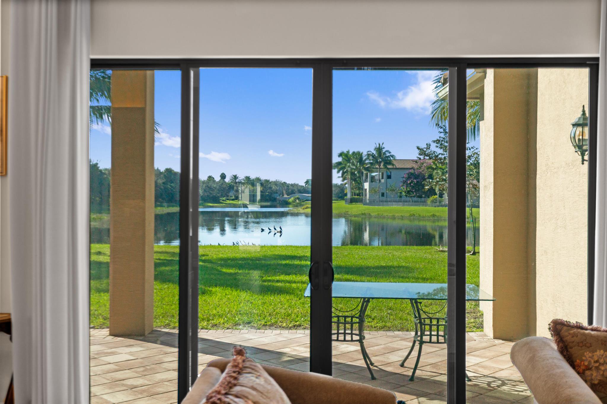 SEVEN BRIDGES - Residential