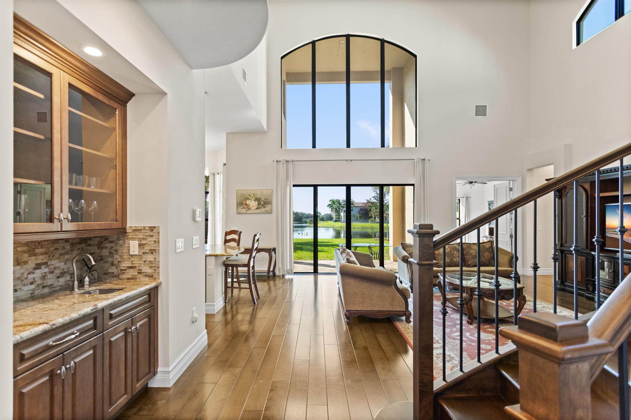 SEVEN BRIDGES - Residential