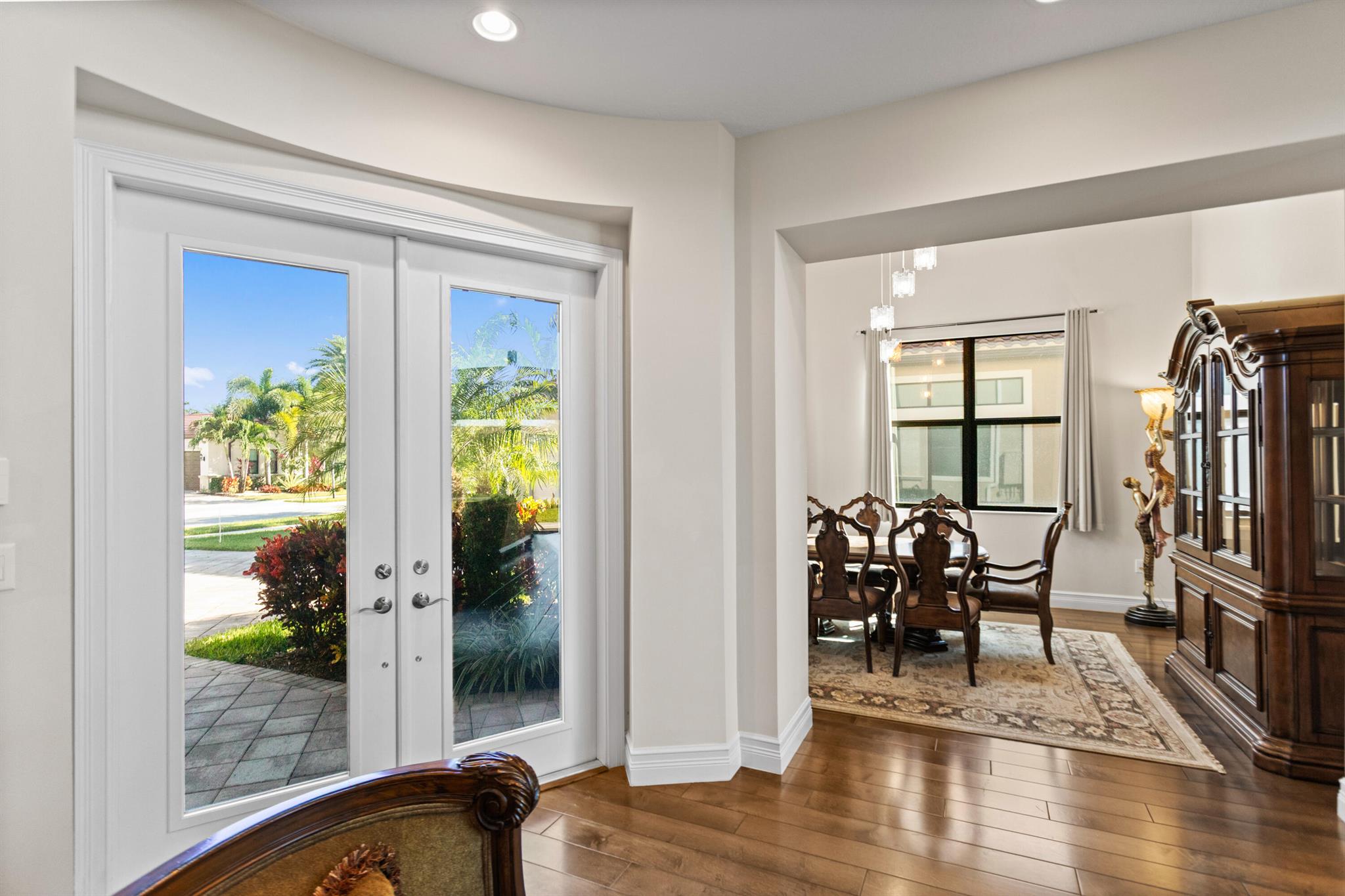 SEVEN BRIDGES - Residential