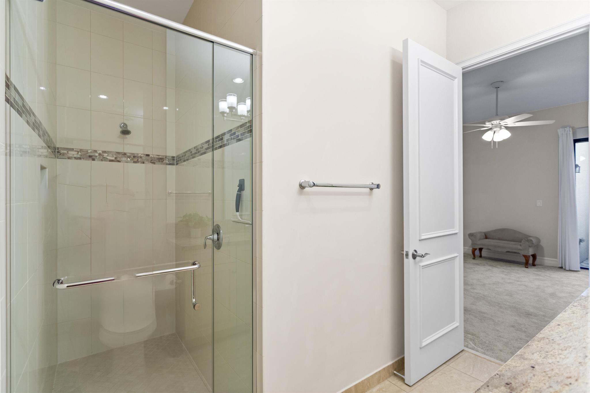 SEVEN BRIDGES - Residential