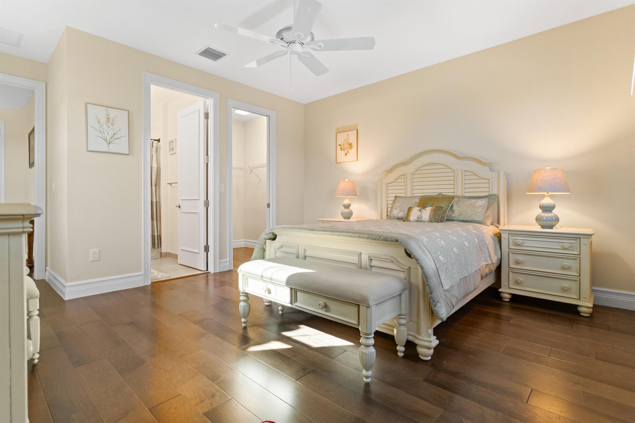 SEVEN BRIDGES - Residential