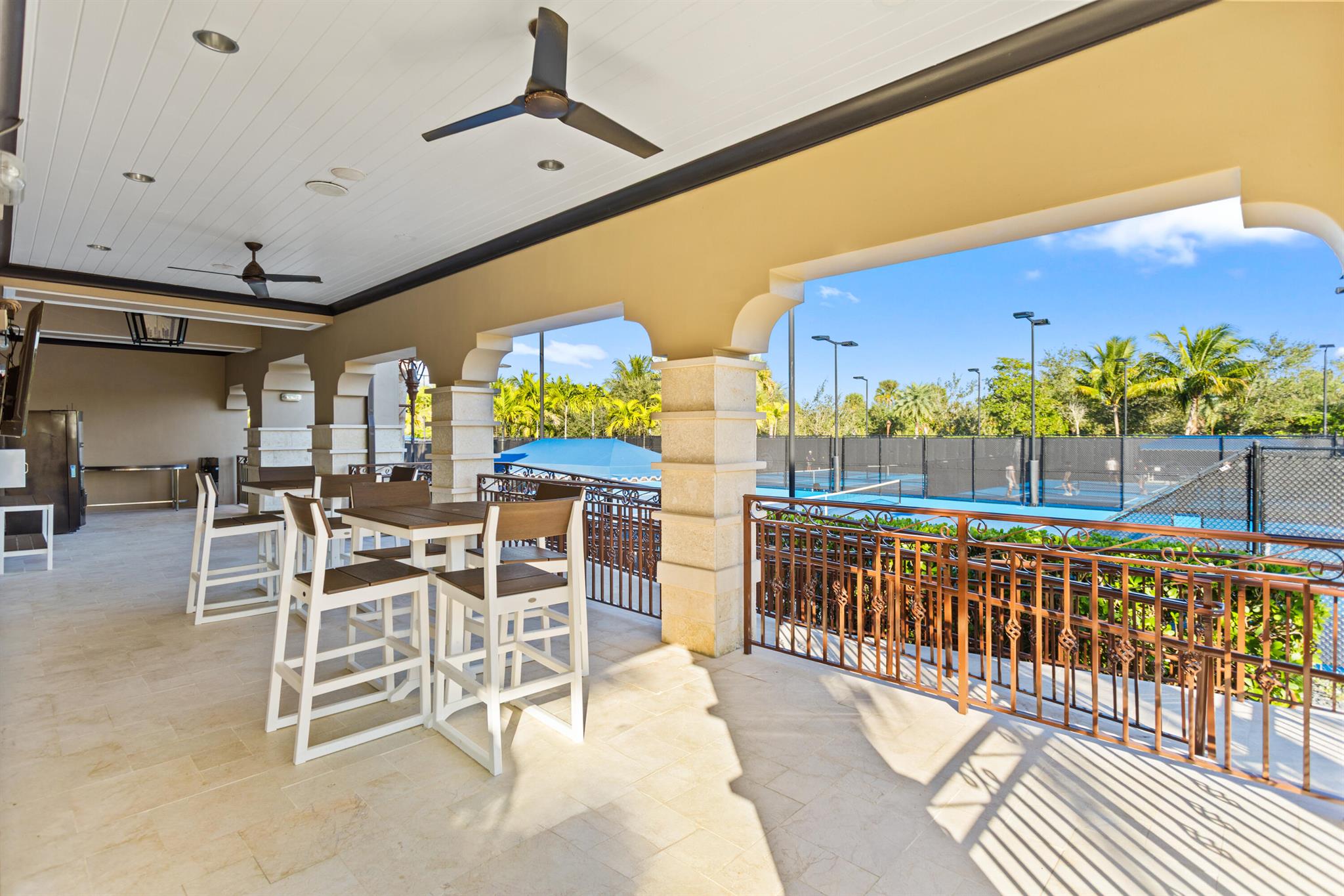 SEVEN BRIDGES - Residential