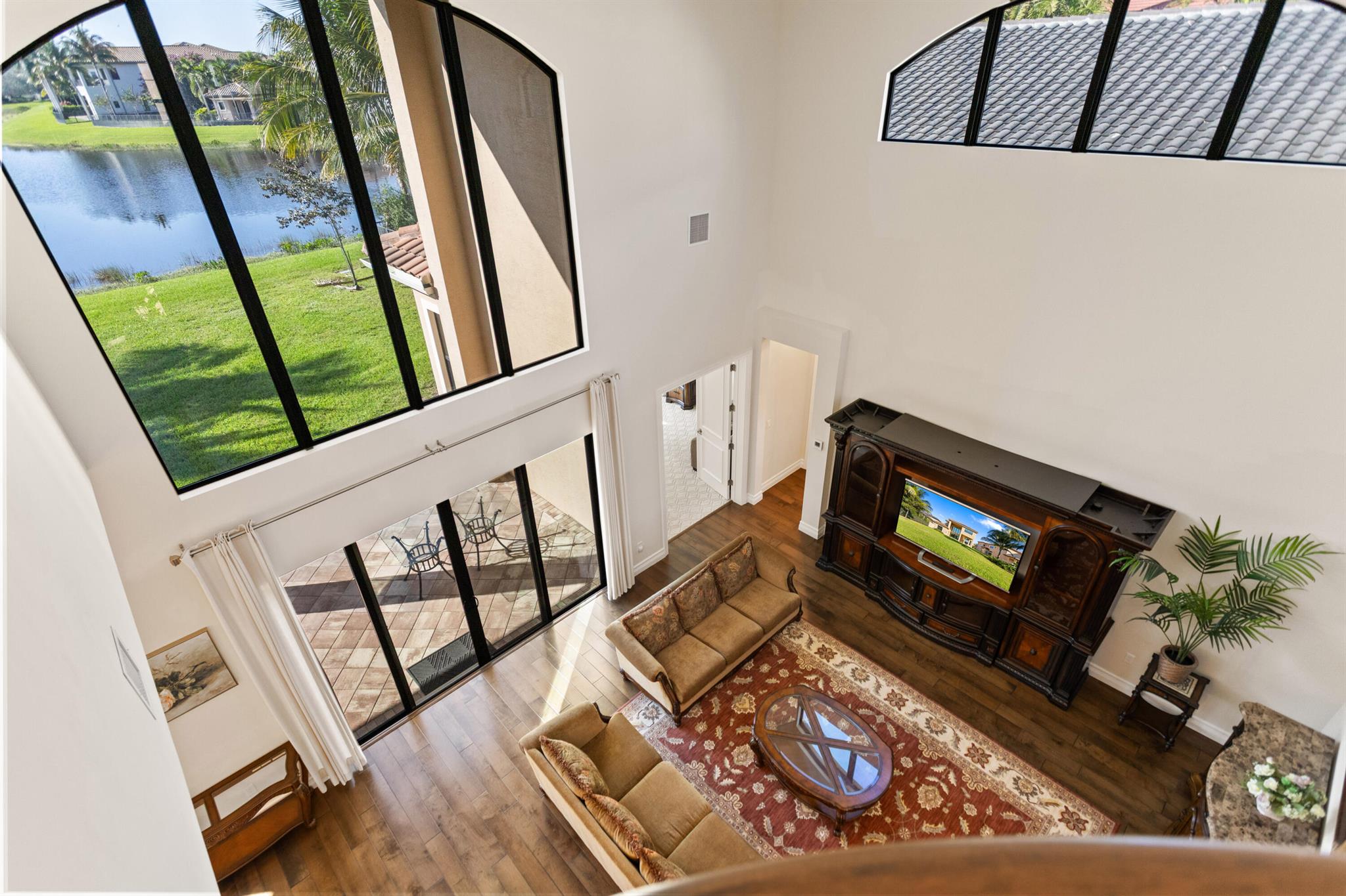 SEVEN BRIDGES - Residential