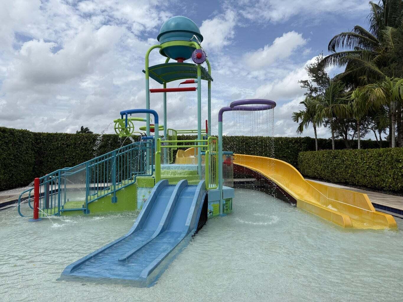 SEVEN BRIDGES - Residential