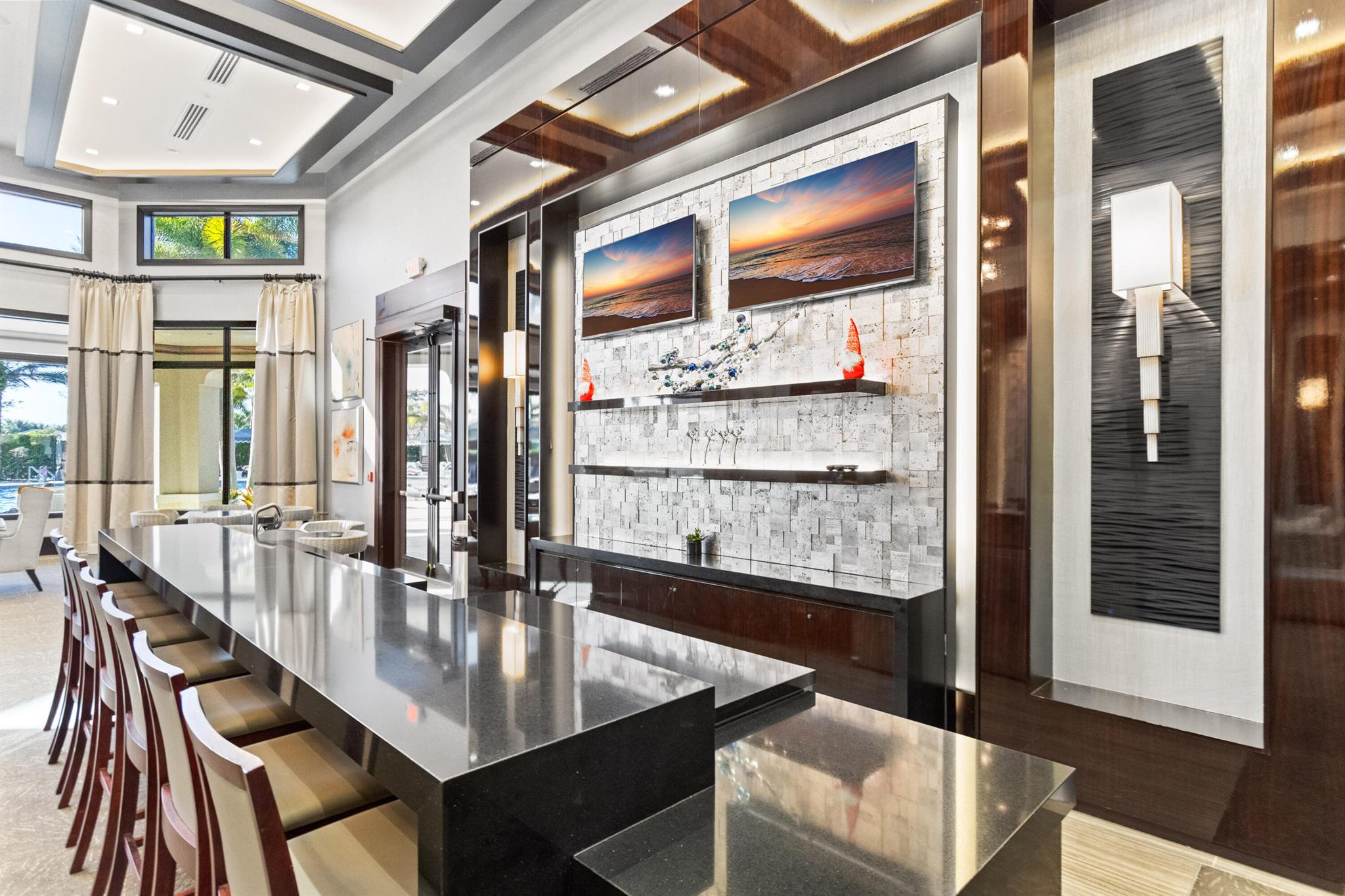 SEVEN BRIDGES - Residential