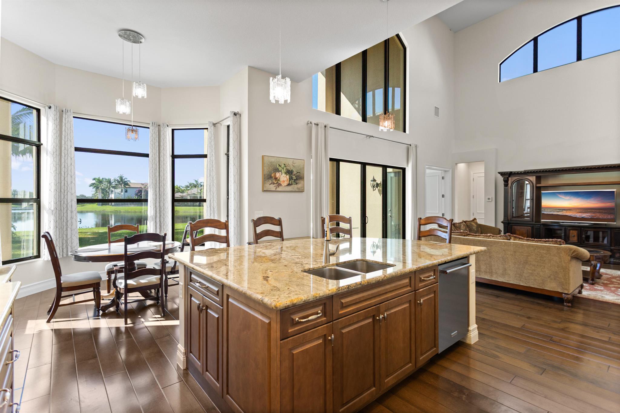 SEVEN BRIDGES - Residential