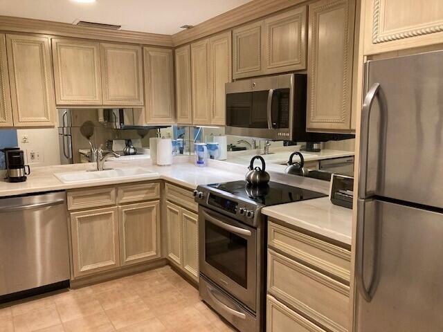 354 Chilean Avenue 2d