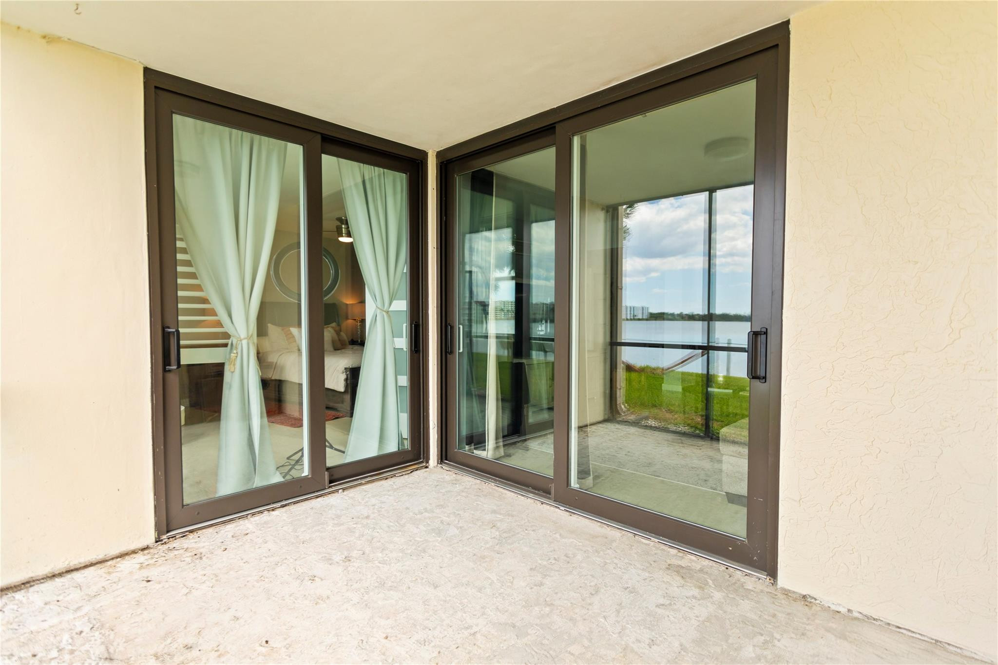 LAKE EMERALD 3 CONDO - Residential