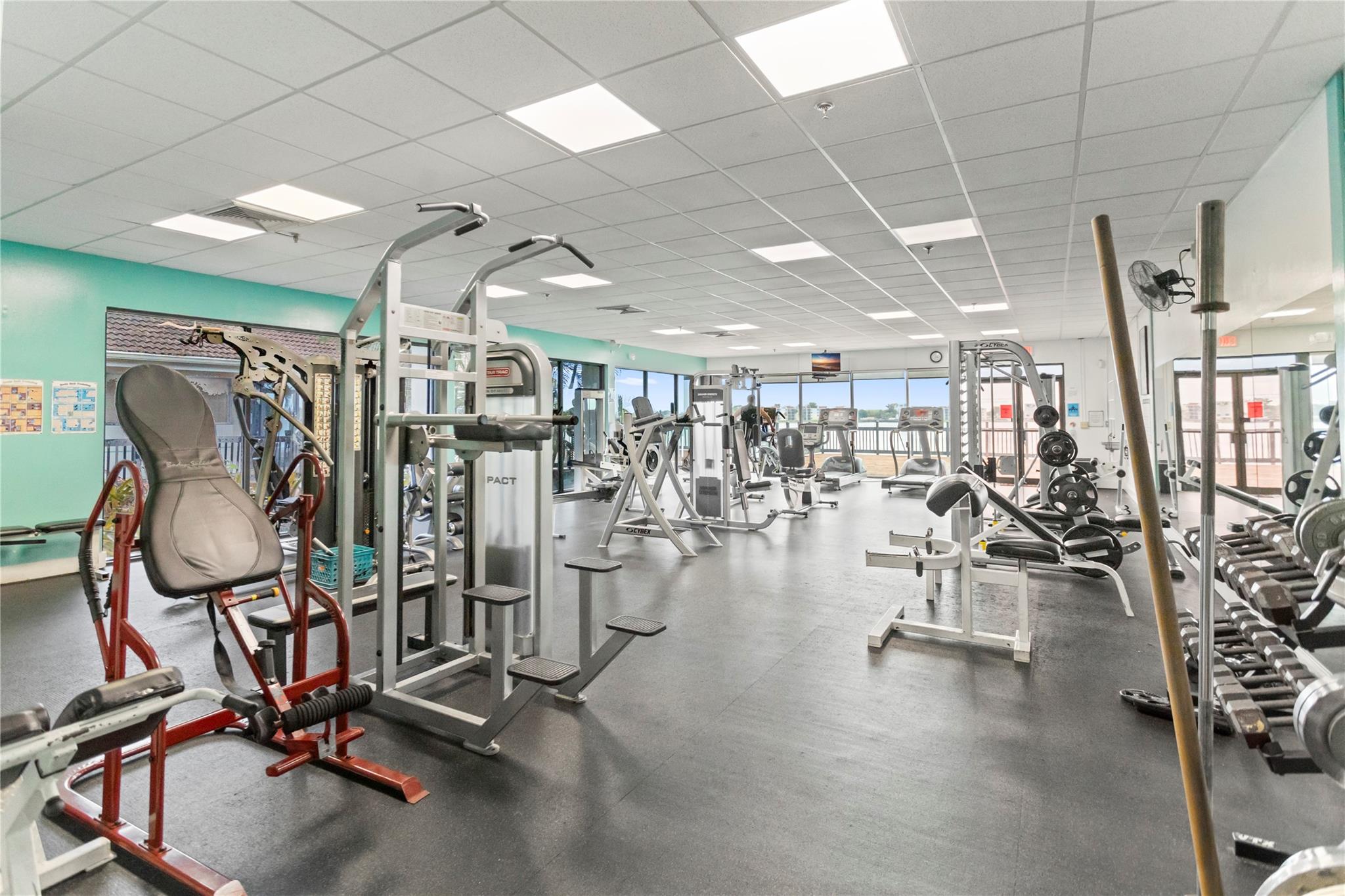 LAKE EMERALD 3 CONDO - Residential