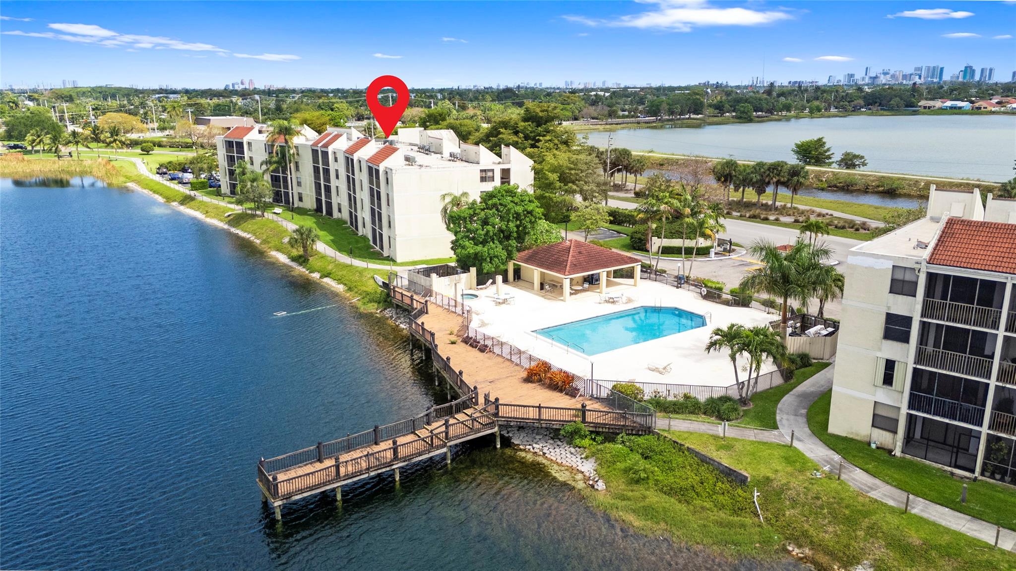 LAKE EMERALD 3 CONDO - Residential