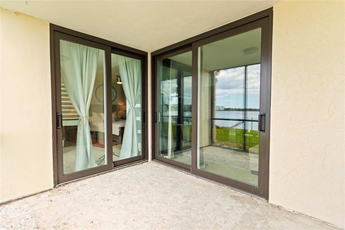 LAKE EMERALD 3 CONDO - Residential