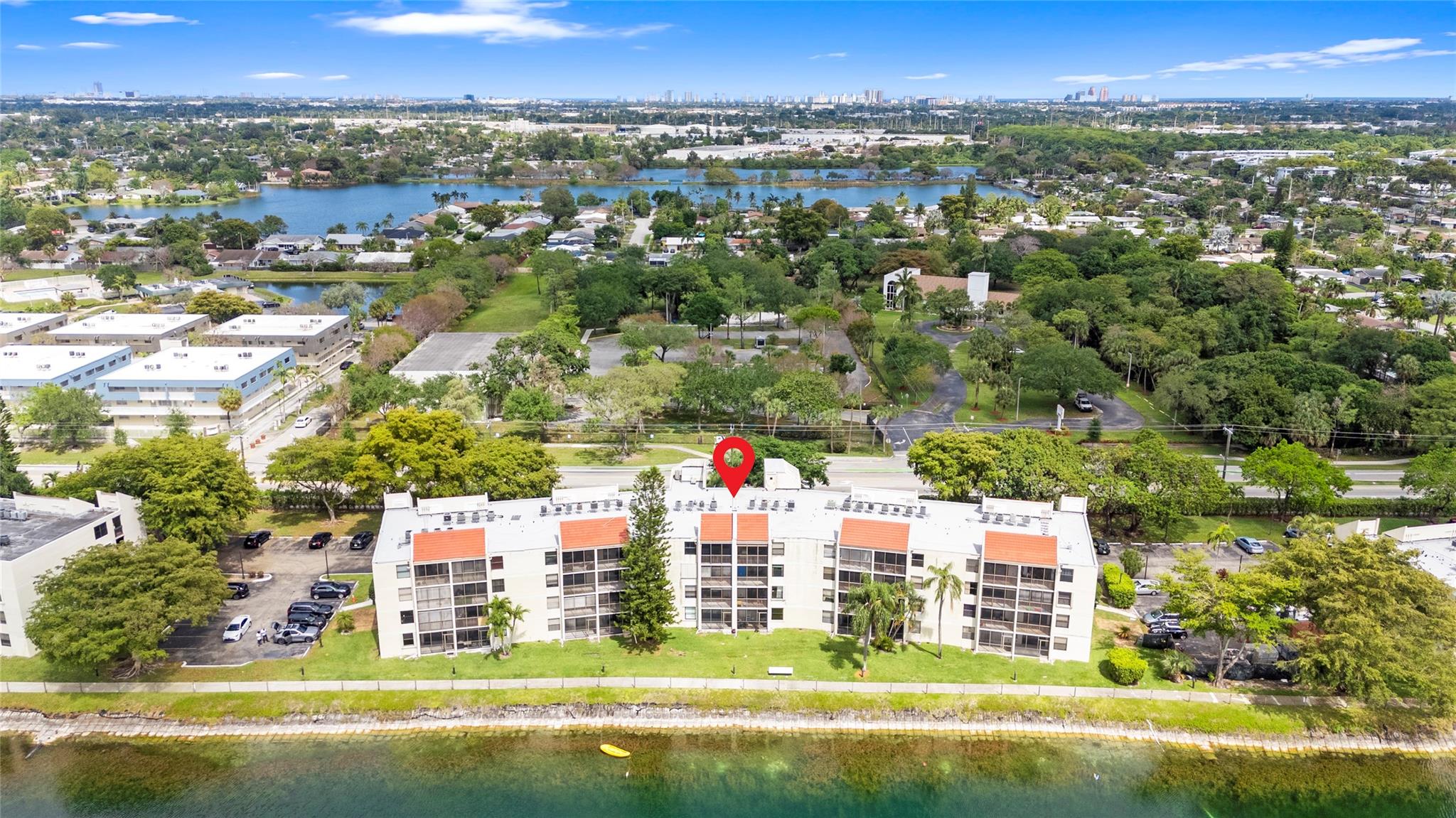 LAKE EMERALD 3 CONDO - Residential