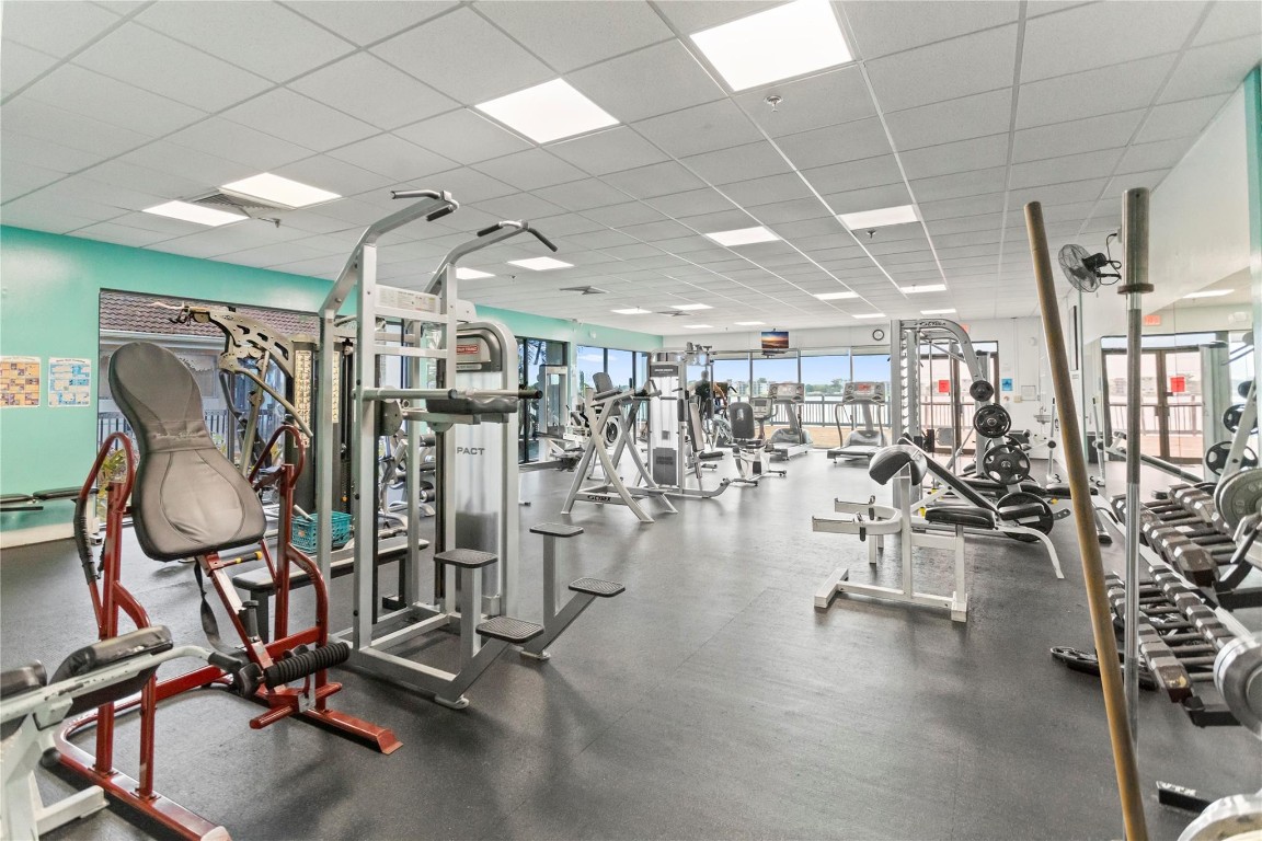 LAKE EMERALD 3 CONDO - Residential